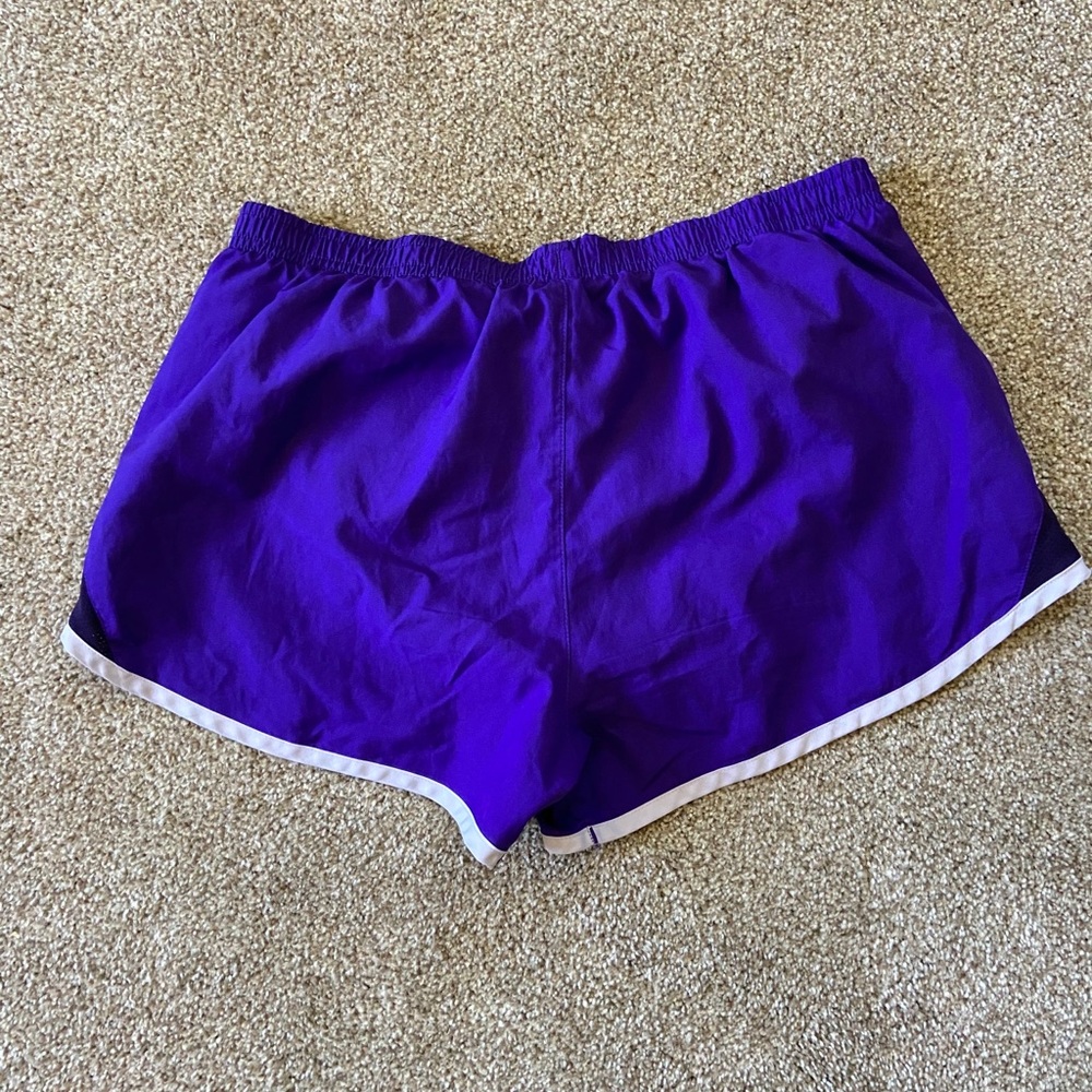 Nike Running Shorts - Picture 2 of 4